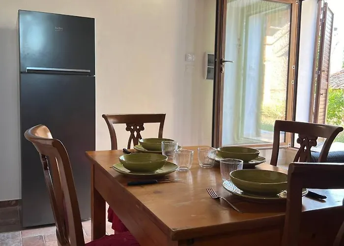 Vecchio Ciliegio - Casale Toscano Tra Firenze E Siena